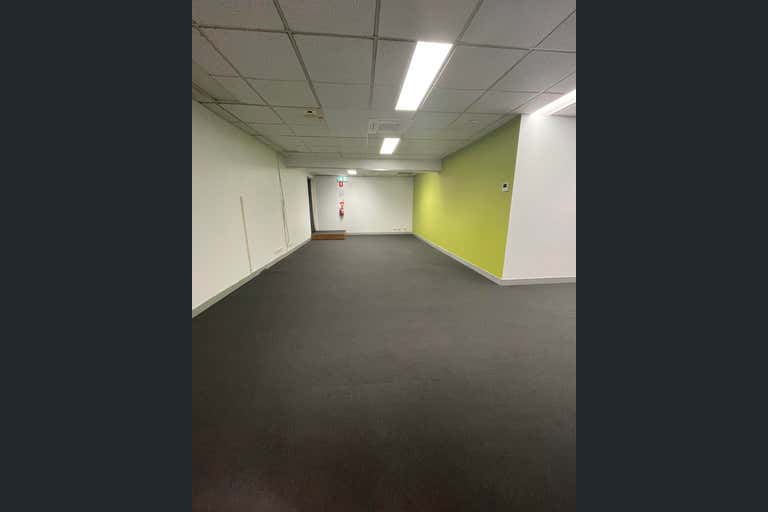 10/11 Sunshine Beach Road Noosa Heads QLD 4567 - Image 2