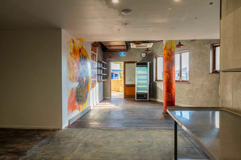 Hawaiian's Mezz, Shop 36, 148 Scarborough Beach Road Mount Hawthorn WA 6016 - Image 2