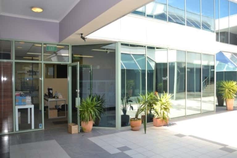 Suite 6, 214-216 Bay Street Brighton VIC 3186 - Image 1