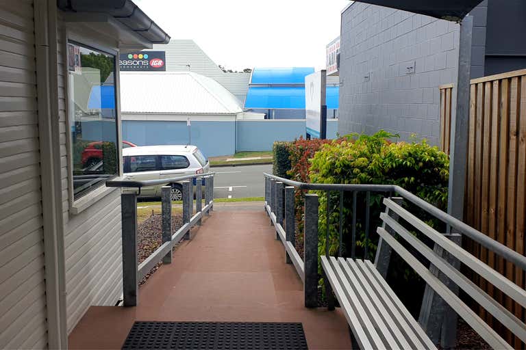 4 Ormuz Avenue Caloundra QLD 4551 - Image 4
