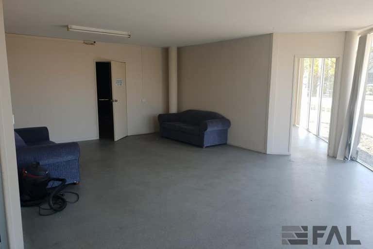 Unit 3, 22 Collinsvale Street Rocklea QLD 4106 - Image 4