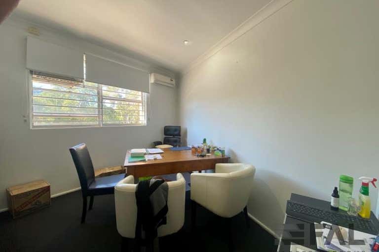 Suite  E&F, 399 Honour Avenue Graceville QLD 4075 - Image 2