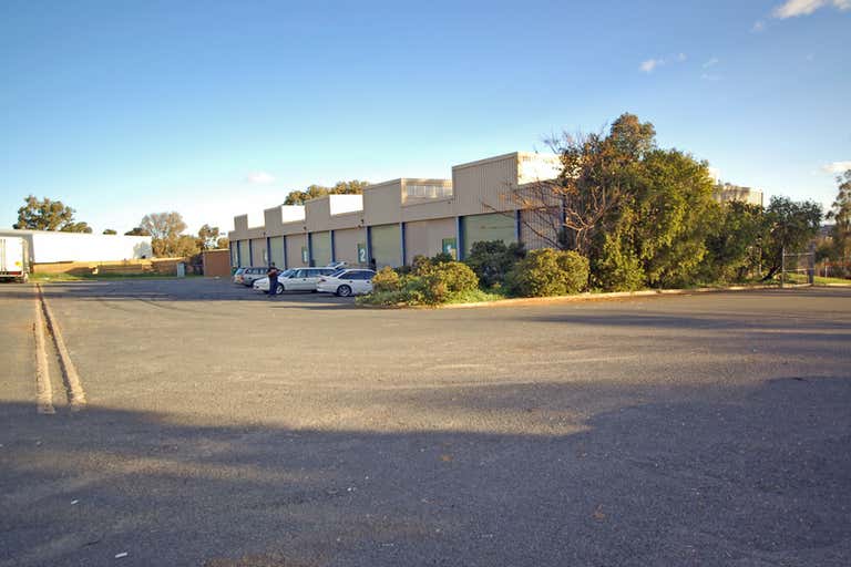 A3/10 Hudson Crescent Lavington NSW 2641 - Image 1