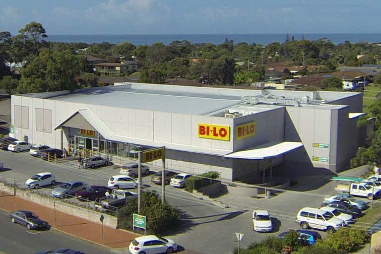 Bi Lo Supermarket, 54 Old Bar Road Old Bar NSW 2430 - Image 2