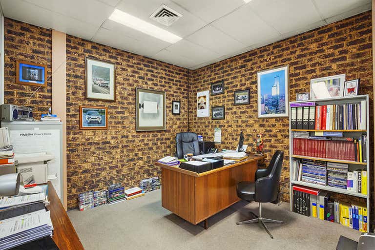 6 Keith Campbell Court Scoresby VIC 3179 - Image 3