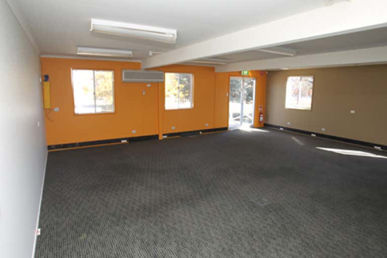 7 Pearce Avenue/ Fairbairn/ Canberra Airport Majura ACT 2609 - Image 3