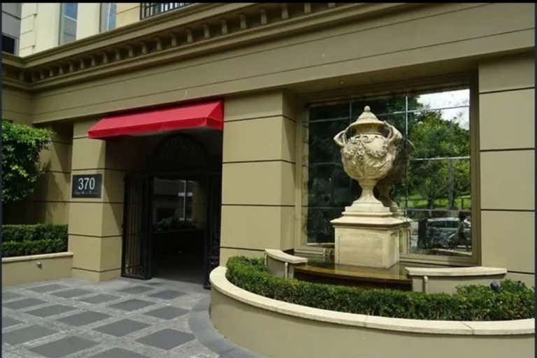 UNIT 304, 370 St Kilda Road Melbourne VIC 3004 - Image 1