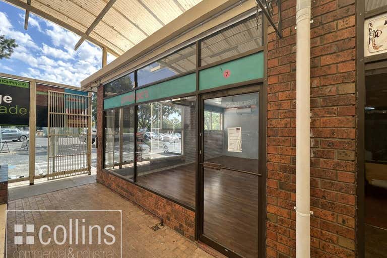 SHOP 7, 48 - 52 VILLAGE ARCADE HIGH Street Berwick VIC 3806 - Image 2