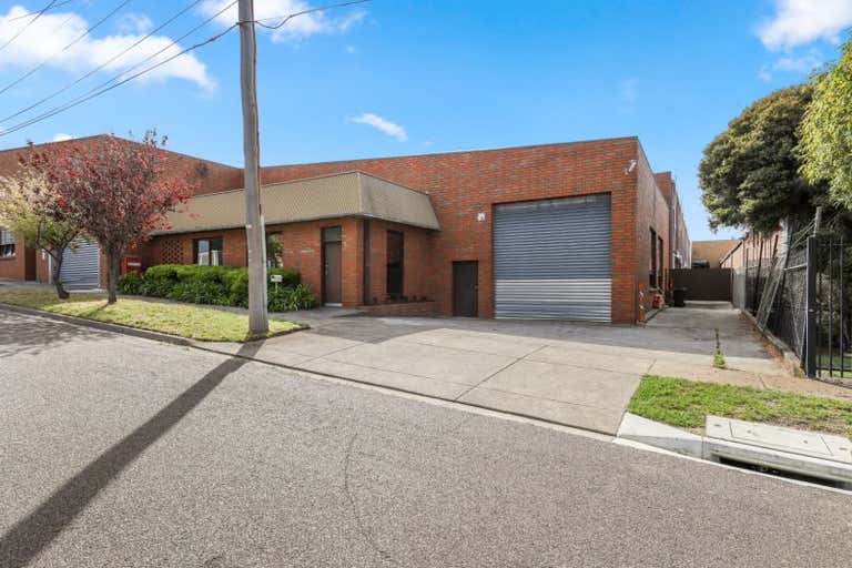 Unit 2, 5 Treforest Drive Clayton VIC 3168 - Image 2