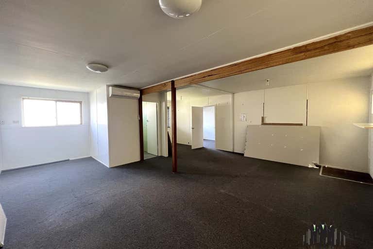 20 King St Caboolture QLD 4510 - Image 2