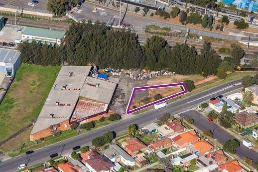 Yard, 2a Bachell Avenue Lidcombe NSW 2141 - Image 1