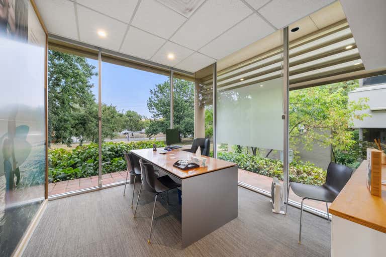 12A Thesiger Court Deakin ACT 2600 - Image 4