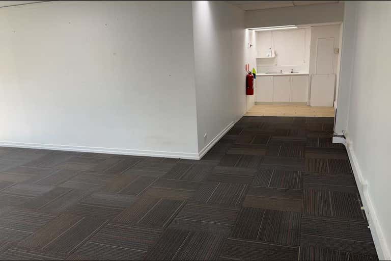 G1B/34 Thomas Drive Chevron Island QLD 4217 - Image 3