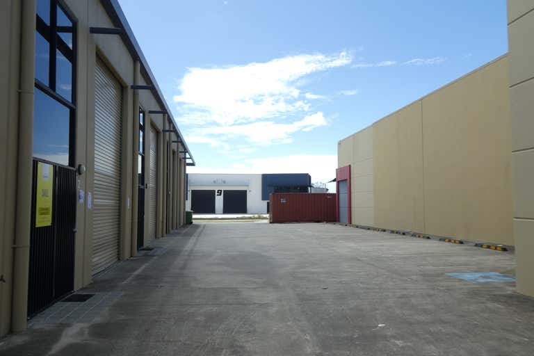 2/2 Gateway Court Coomera QLD 4209 - Image 4