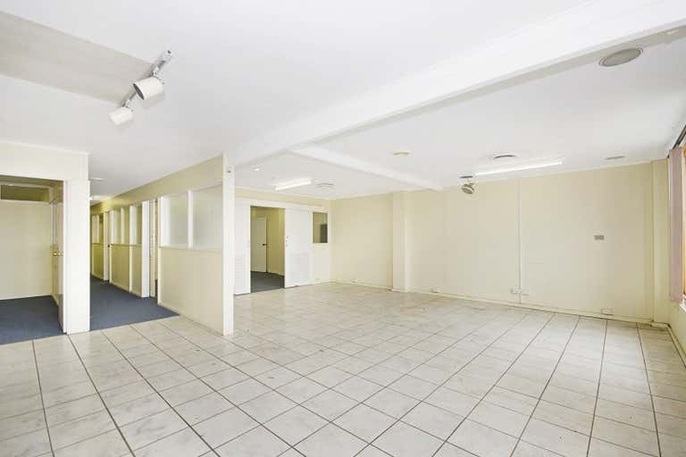 Caspani House, 157 Ingham Road West End QLD 4810 - Image 3