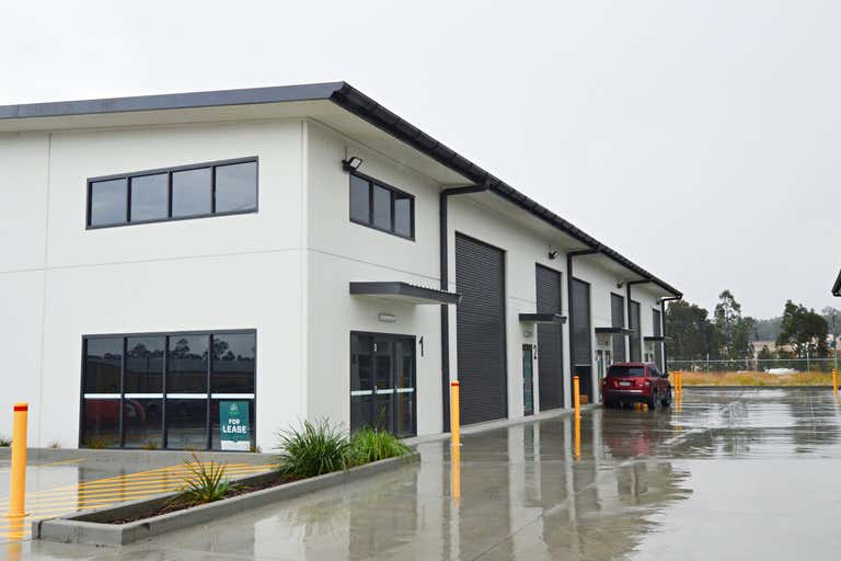 5/11 Ellsmere Avenue Singleton NSW 2330 - Image 1