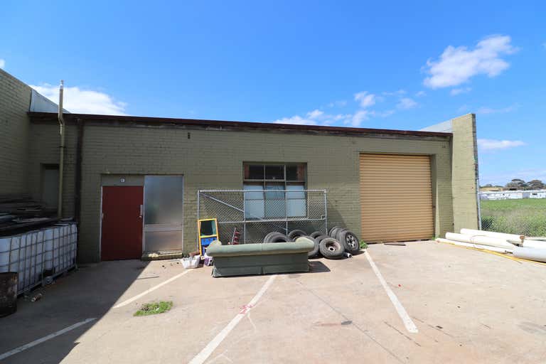 2/77 Miles Grove Seaford VIC 3198 - Image 1