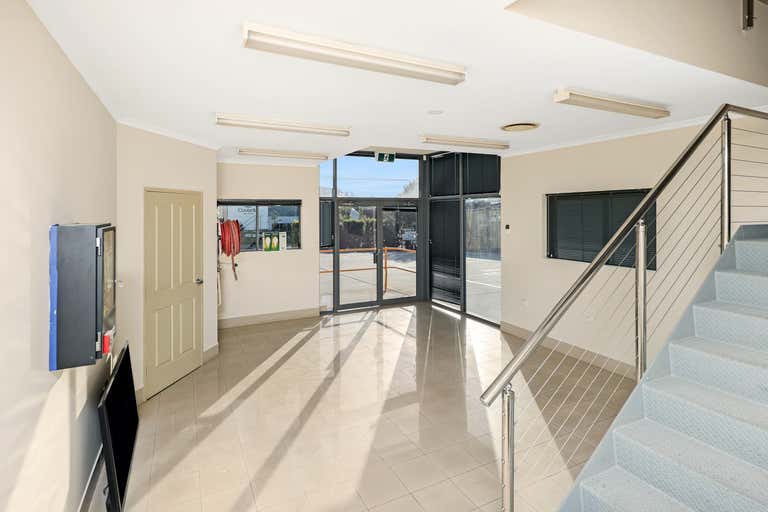 2/30 Kinta Drive Beresfield NSW 2322 - Image 1