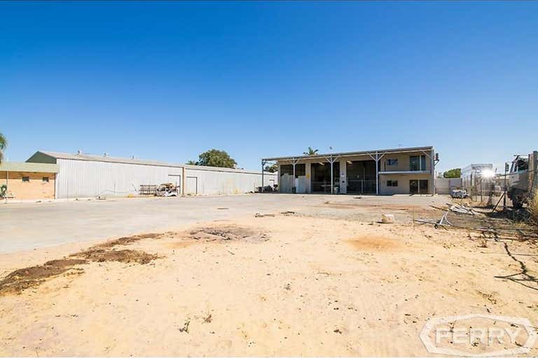 8 Fields Street Pinjarra WA 6208 - Image 4