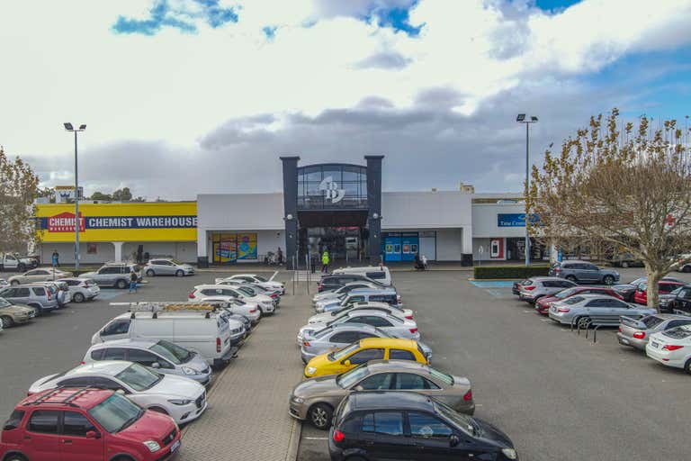 Bentley Plaza Shopping Centre, 1140 Albany Highway Bentley WA 6102 - Image 4