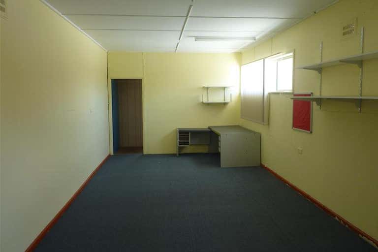 Suite 3/10-16 Pulteney Street Taree NSW 2430 - Image 3