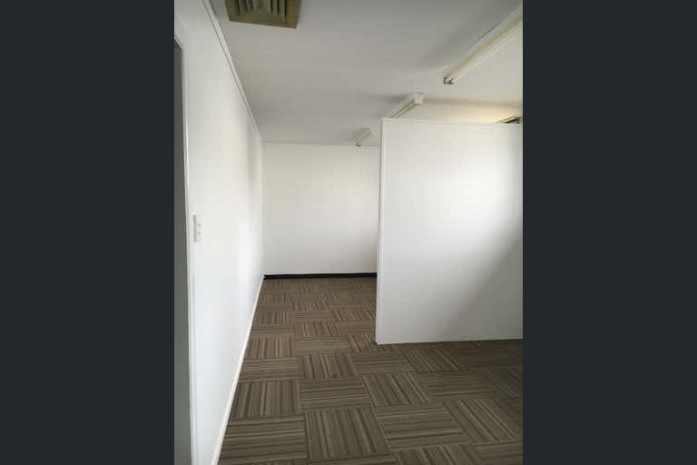 Suite 6, 19 Palmer Street North Mackay QLD 4740 - Image 4