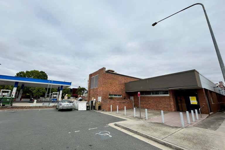 8 Monaro Street Queanbeyan NSW 2620 - Image 3