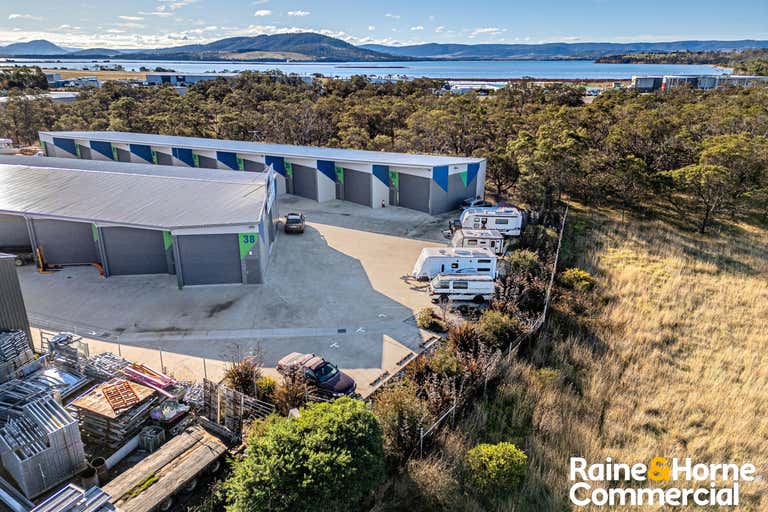 Unit 1000, 1 Kyeema Place Cambridge TAS 7170 - Image 2
