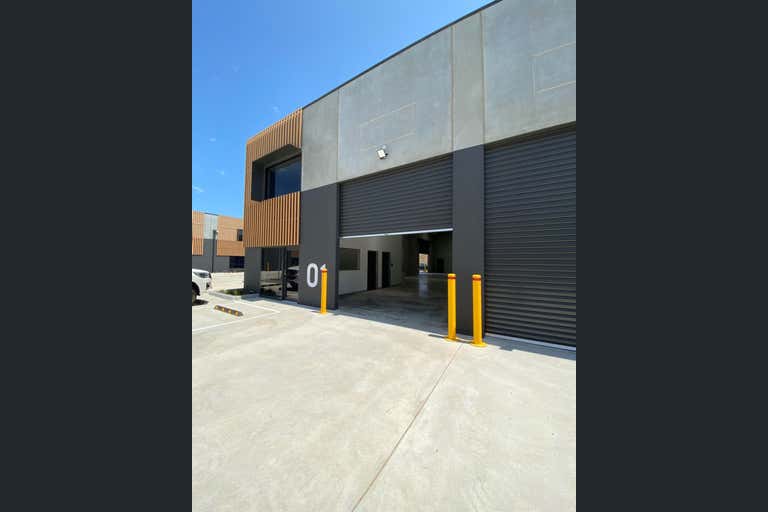 1/38-40 Aylesbury Drive Altona VIC 3018 - Image 3