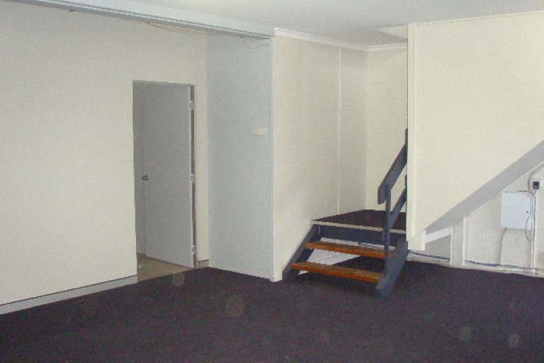 Unit 2, 20 Spine Street Sumner QLD 4074 - Image 2