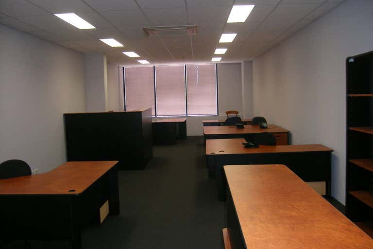 Suite 5, 29 Hood Subiaco WA 6008 - Image 3