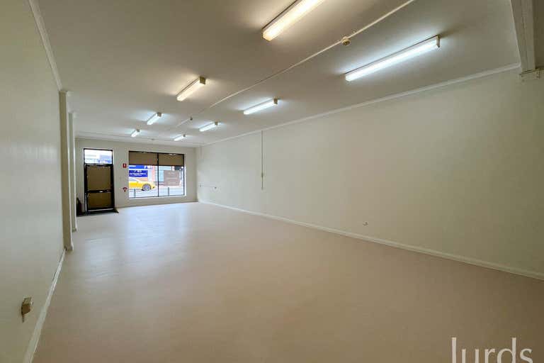 2/167 Vincent Street Cessnock NSW 2325 - Image 2