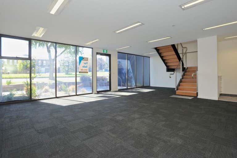 Unit 2/658 South Road Moorabbin VIC 3189 - Image 2