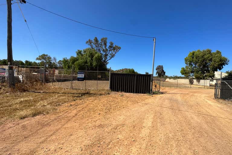 10 Vincent Street Dongara WA 6525 - Image 4