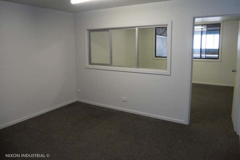 4/320 Reserve Road Cheltenham VIC 3192 - Image 3