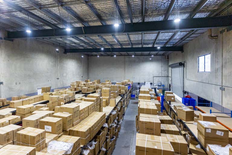 12/76 Hutchinson Street Burleigh Heads QLD 4220 - Image 4