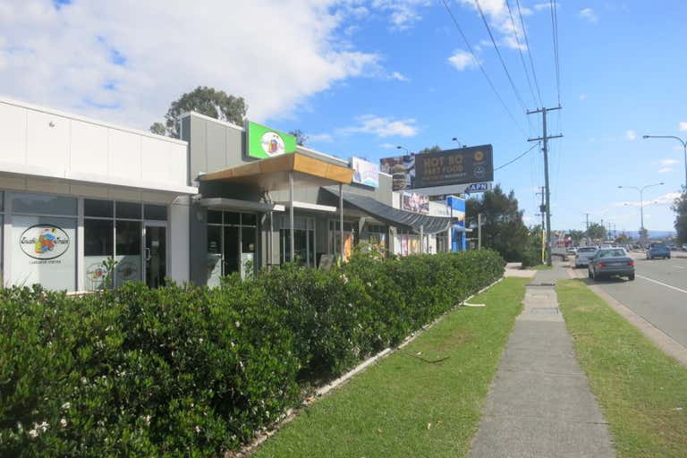 9/110 Brisbane Road Labrador QLD 4215 - Image 3