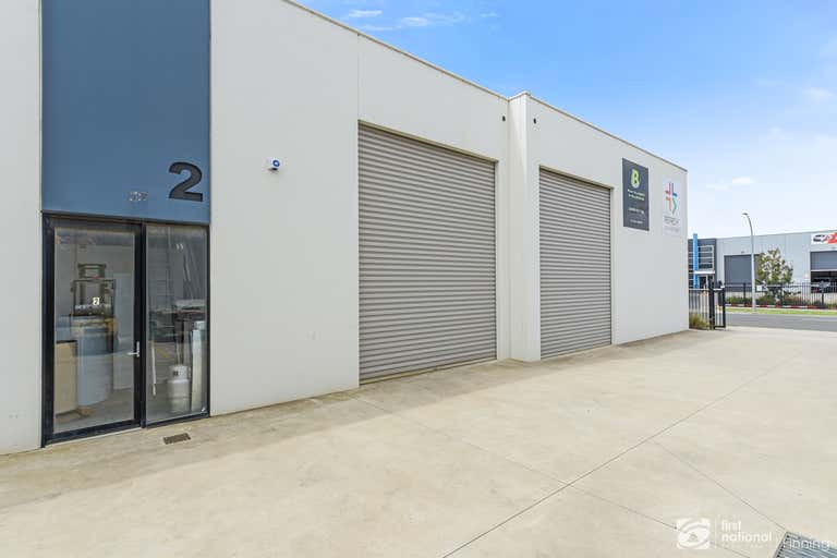 2/21-23 Futures Road Cranbourne West VIC 3977 - Image 1