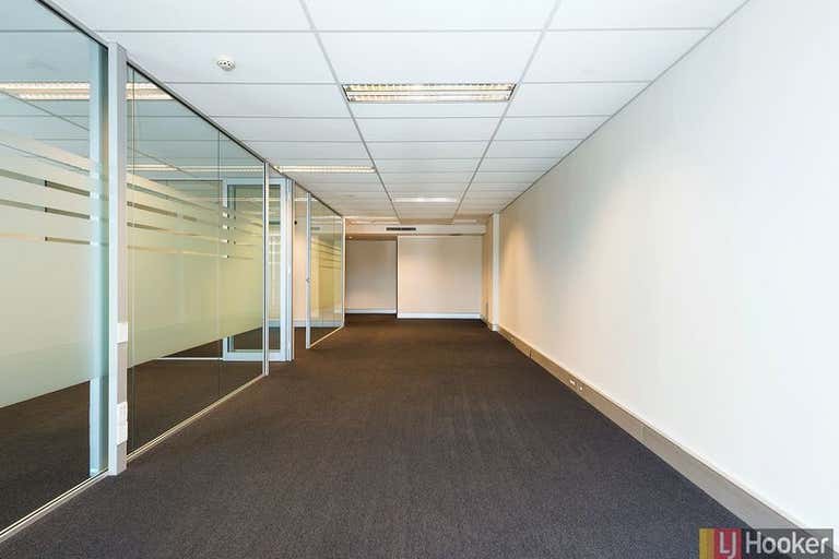 Suite 805, 6a Glen Street Milsons Point NSW 2061 - Image 4