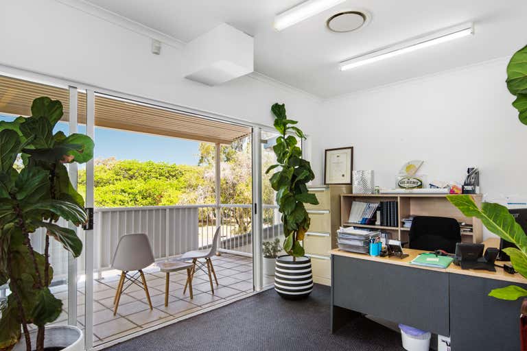 Suite 3/35 Thomas Street Noosaville QLD 4566 - Image 3