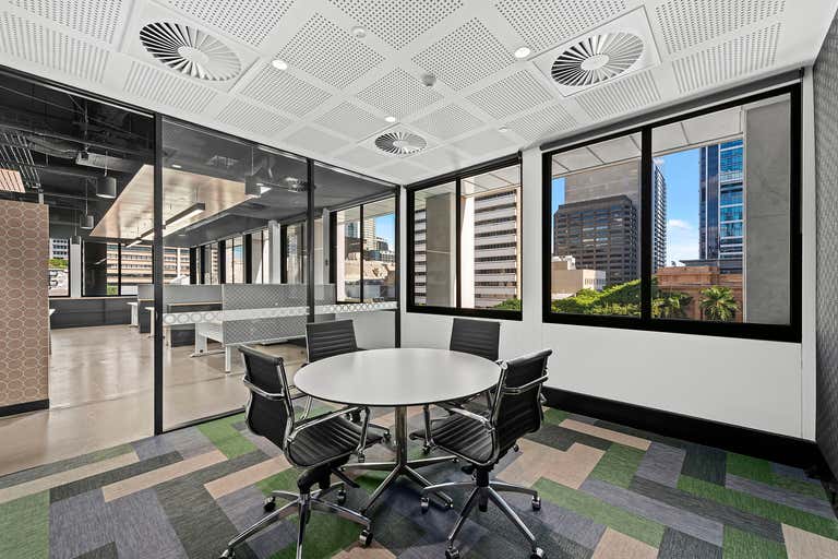102 Adelaide Street Brisbane City QLD 4000 - Image 1