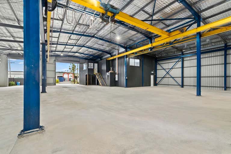 2-queensbury-avenue-currumbin-waters-qld-4223-industrial-warehouse-property-for-sale