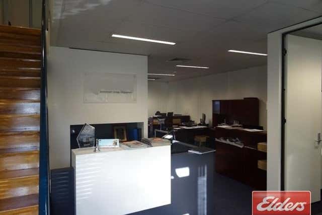 Suite, 26/76 Doggett Street Newstead QLD 4006 - Image 2