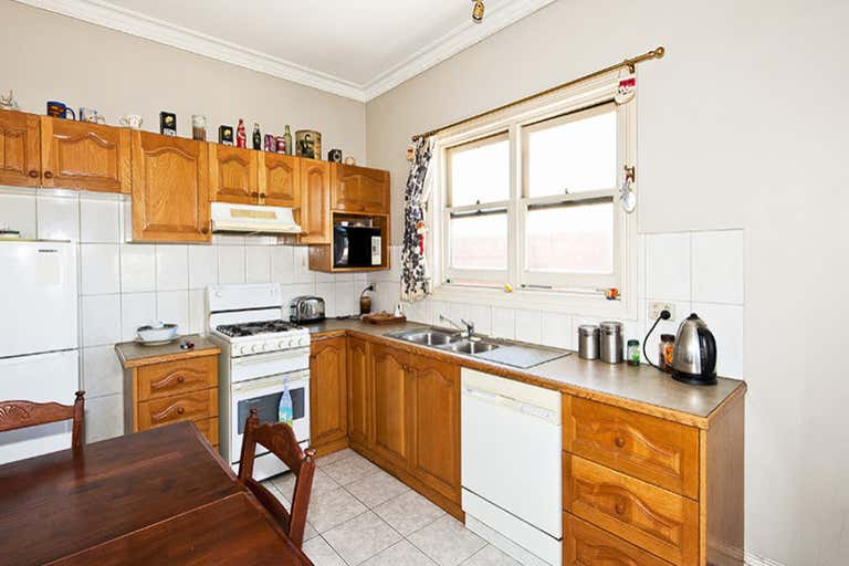 132 Lygon st Brunswick VIC 3056 - Image 4