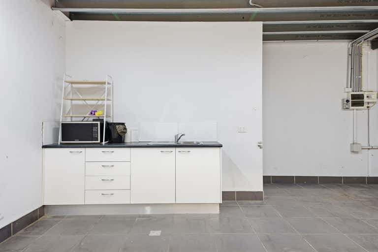 15/23-25 Bluett Drive Smeaton Grange NSW 2567 - Image 2