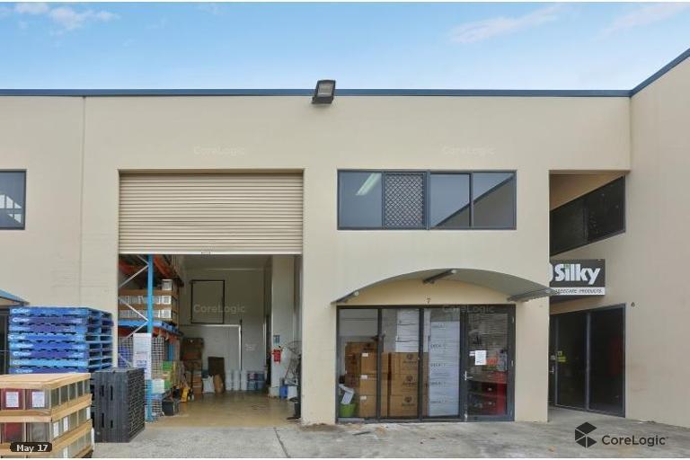 INVESTMENT UNIT 9% YEILD, 7/12 Industry Place Capalaba QLD 4157 - Image 1