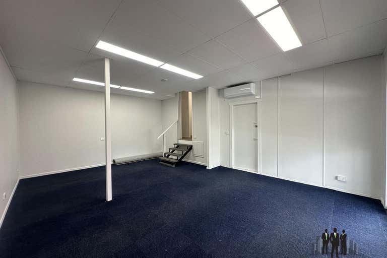 3/261 Victoria Ave Redcliffe QLD 4020 - Image 3