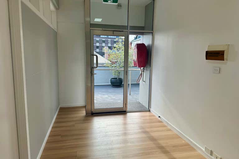 Suite 7, Level 2, 221 Macquarie Street Hobart TAS 7000 - Image 2