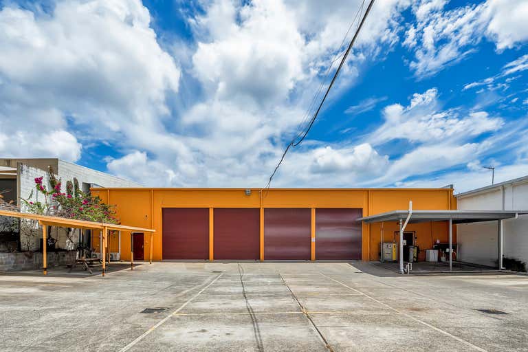 2/7 Barnett Pl Molendinar QLD 4214 - Image 1