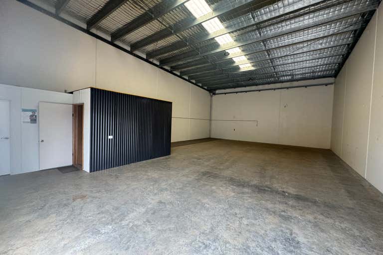 7/3 Dickson Street Warrnambool VIC 3280 - Image 2